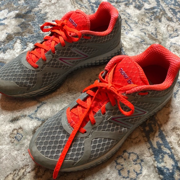 New balance running shoes - Picture 3 of 4